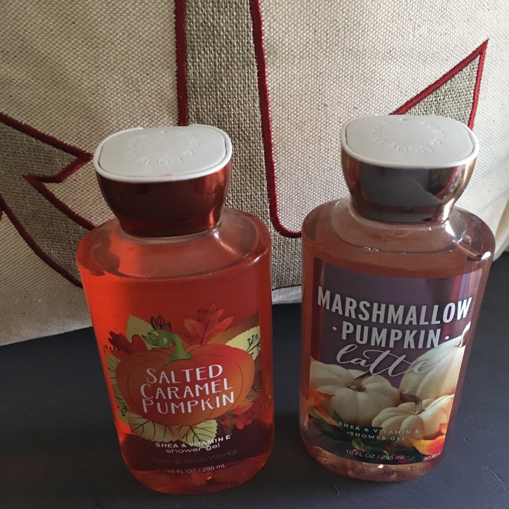 TWO Bath and body Works fall Shea shower gels. NEW