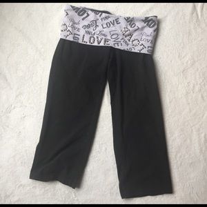 PINK Victoria's Secret Pants - VS Pink yoga crop pants size S PINK Victoria's Secret Pants - VS Pink yoga crop pants size S
