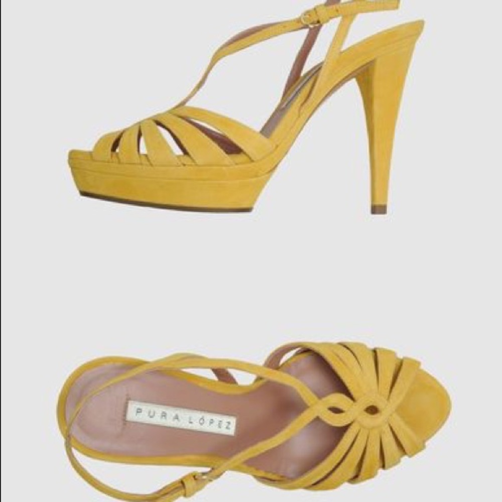 *FINAL PRICE DROP* Pura Lopez Mustard Pump - EUC