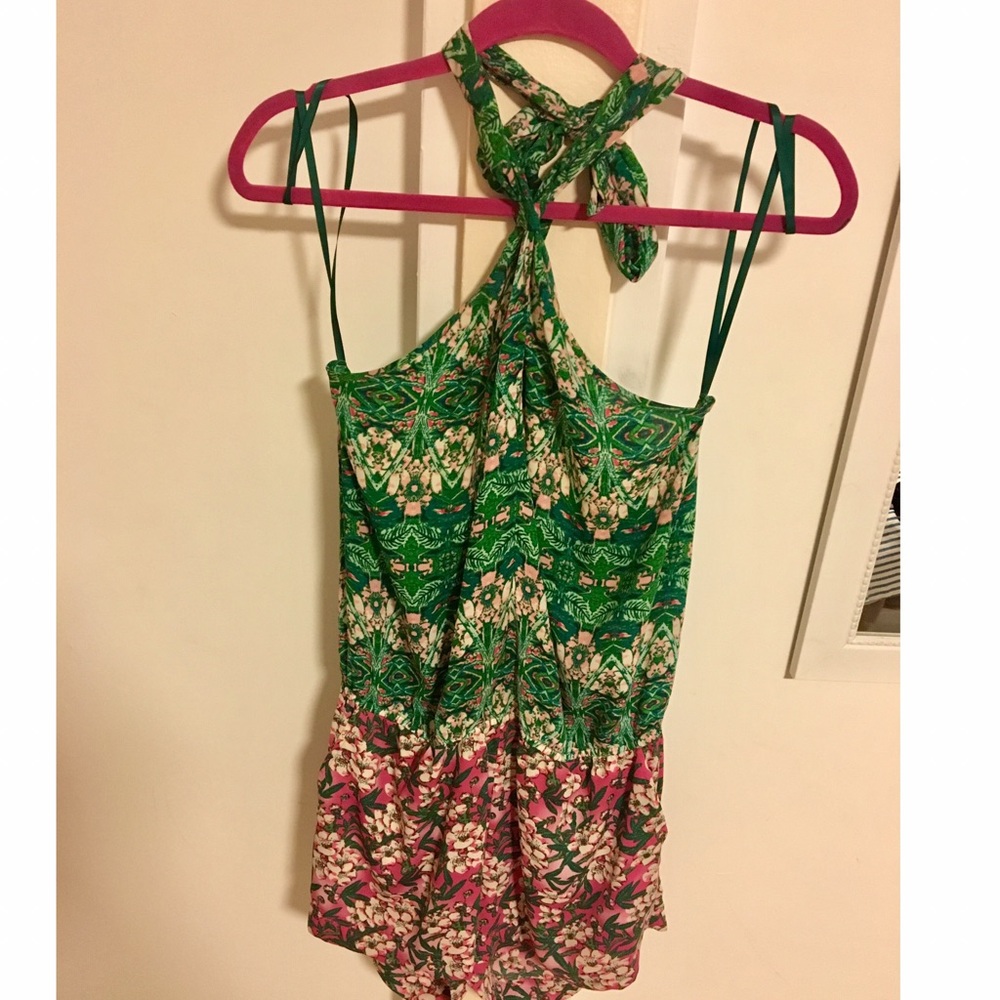 BCBG MAXAZRIA floral romper with open back!
