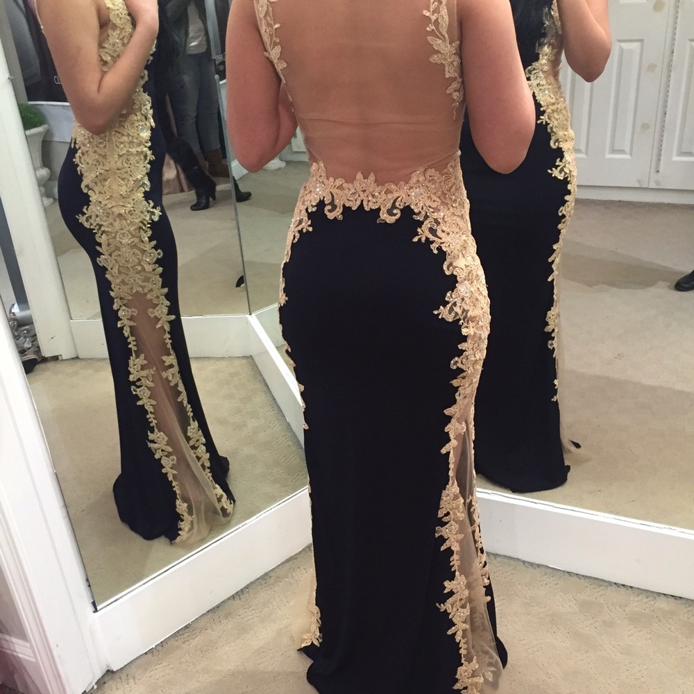 Looking to get rid of ASAP! Navy Blue Prom Dress!!