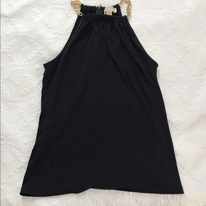 Stretchy, light weight sleeveless top