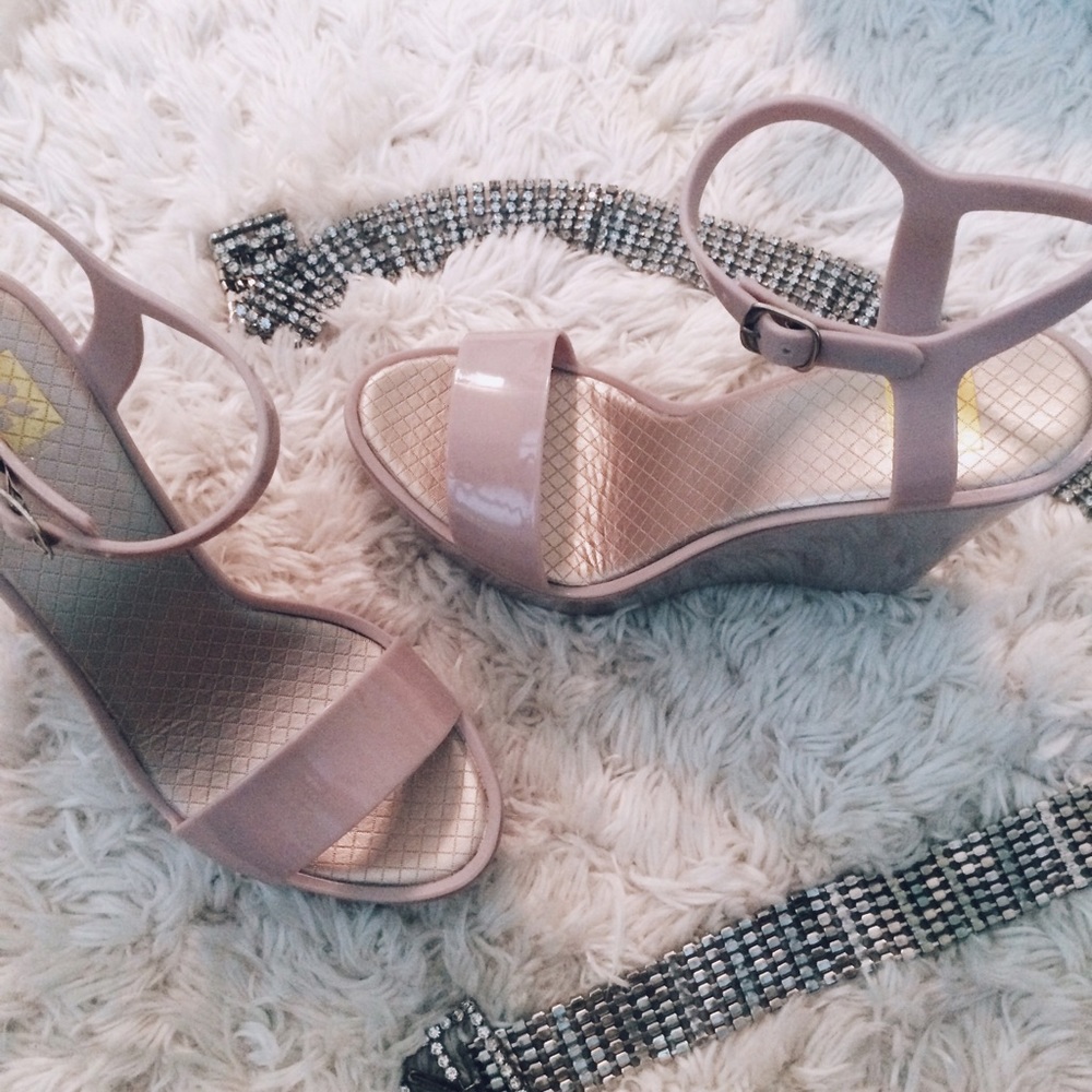 1 LEFT! Pastel pink princess wedges 💝 - Picture 4 of 4