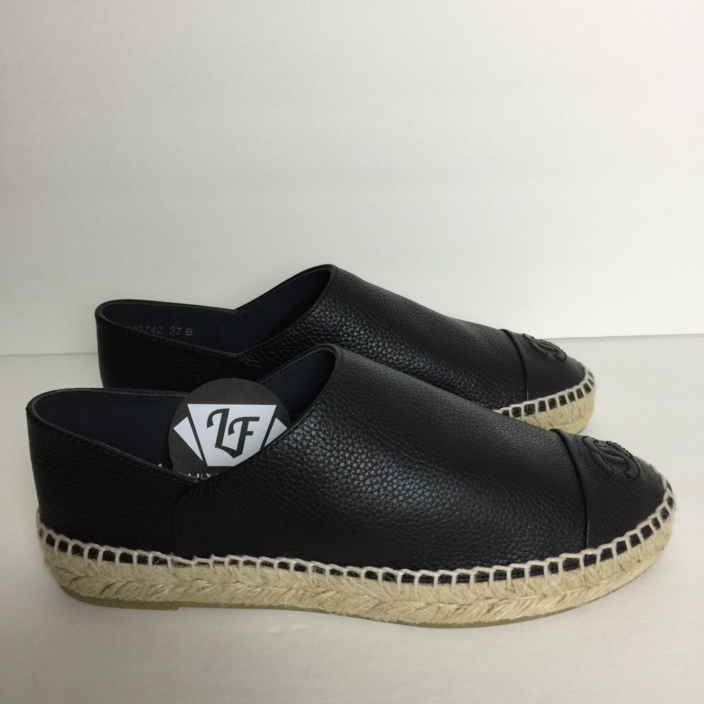 Chanel Espadrilles in Black Pebbled Leather 38 8