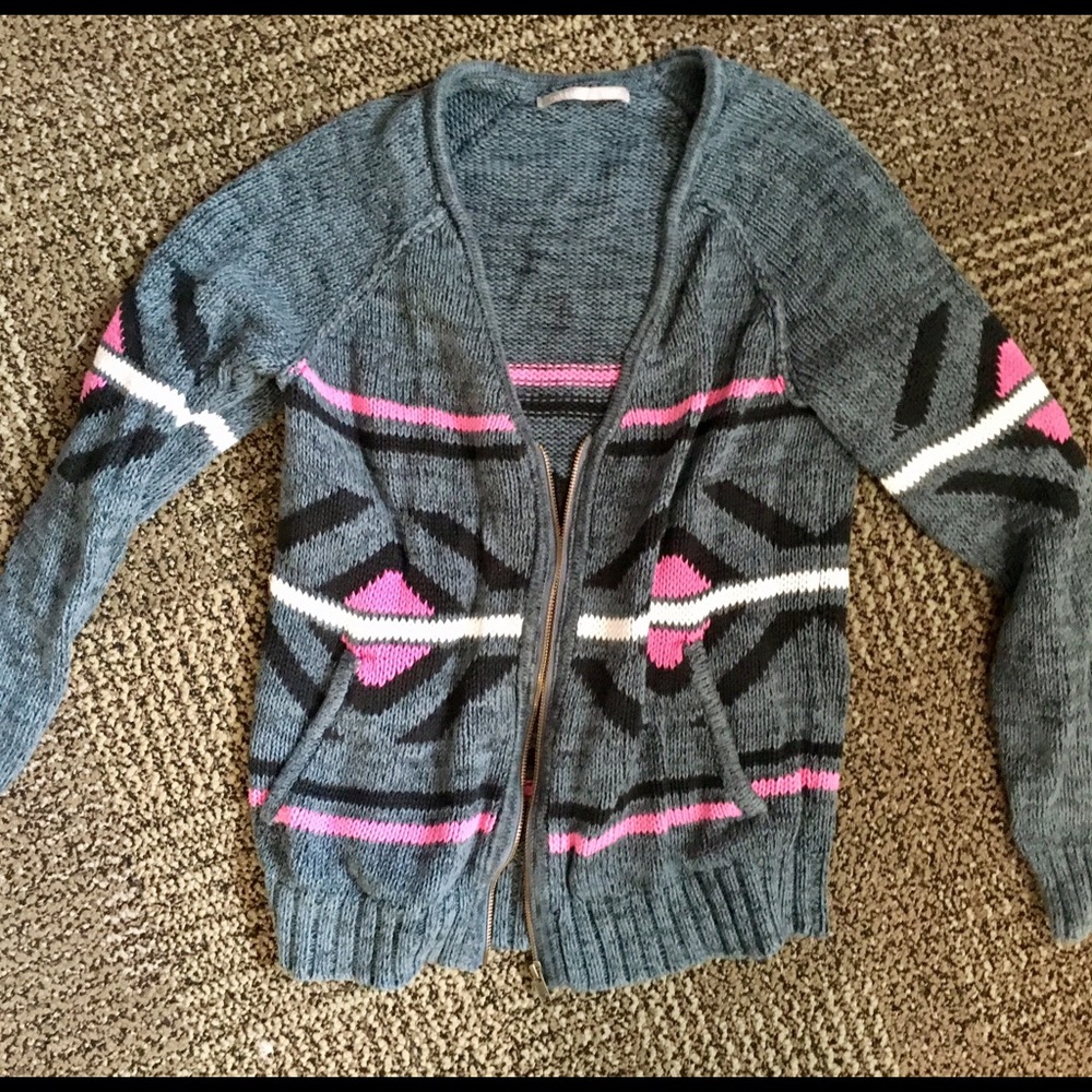 Geometric/ Tribal Patterned Zip Cardi