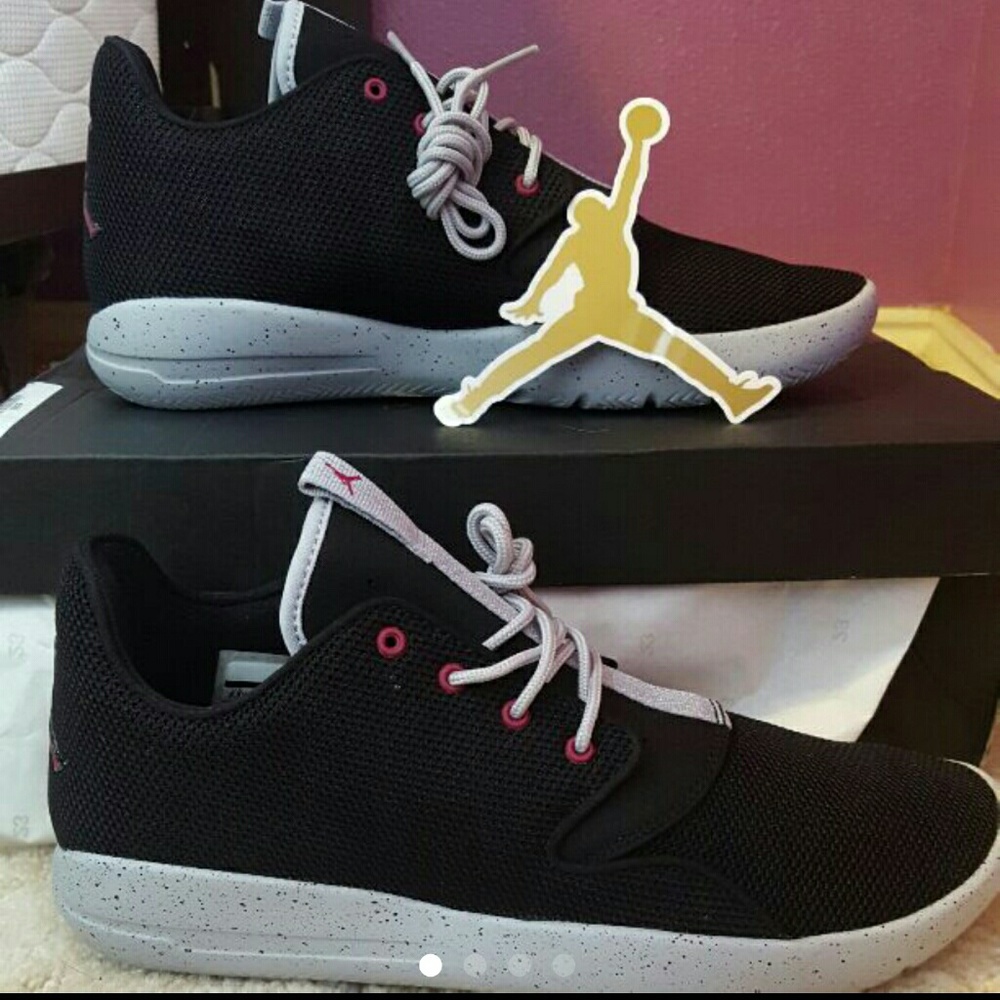 Women's Jordan eclipse. BRAND NEW