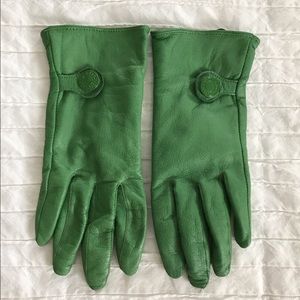 Buyers soft green GAP gloves