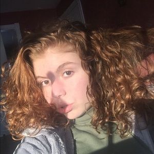 Meet your Posher, Christina