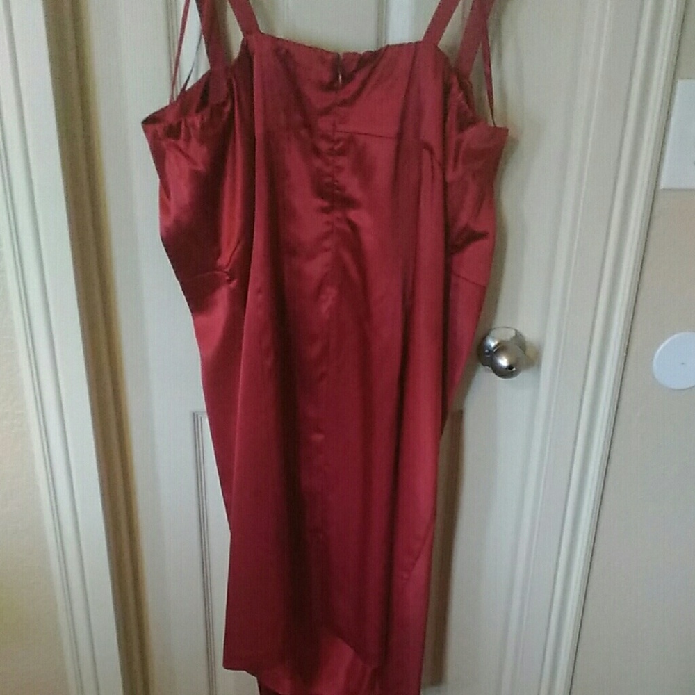 LAST PRICE DROP Newport News Red Dress - Picture 5 of 10