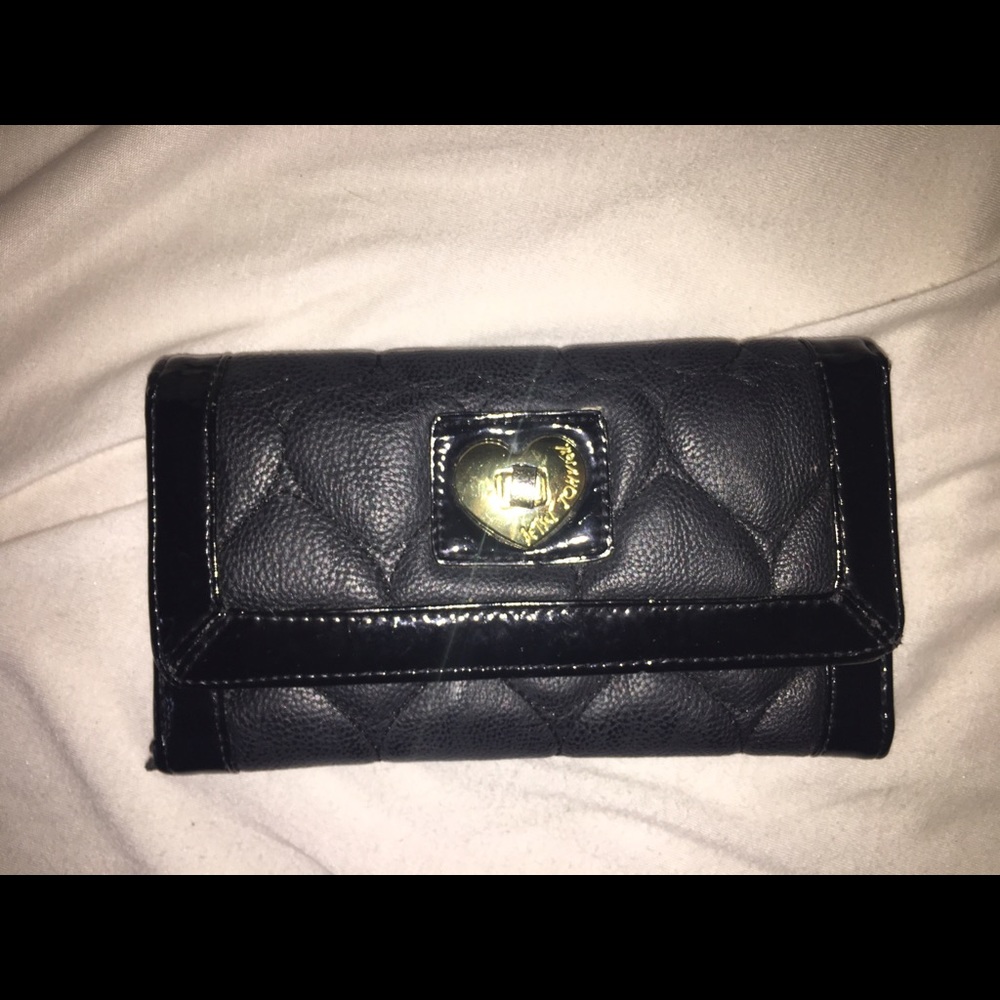 Betsey Johnson wallet