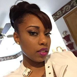 Meet your Posher, Vanessa