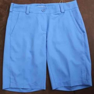 Nike women's Golf Shorts size 4