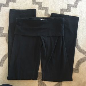 Victoria's Secret boot cut leggings size M