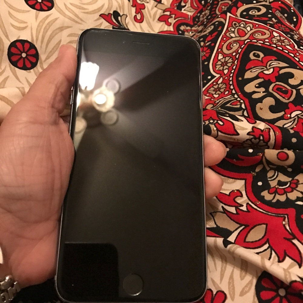 IPhone 6 s Plus iCloud on lost mode
