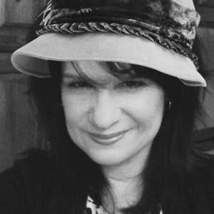 Meet your Posher, Darlene