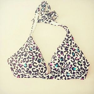 VS Pink Leopard print swim top