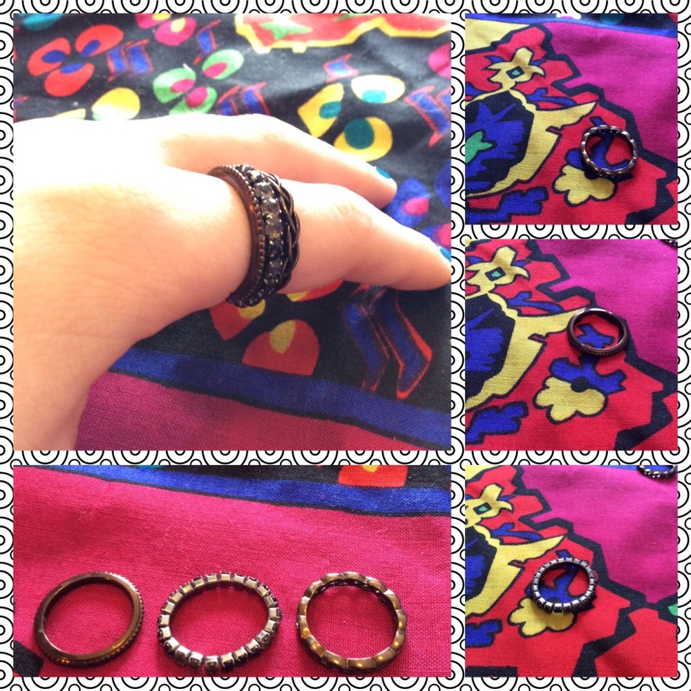 NWOT 3 piece black stacking ring set