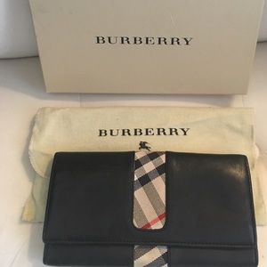 Burberry wallet
