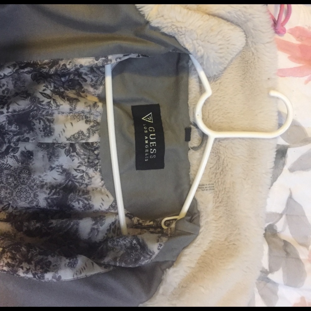 Guess jacket - Picture 3 of 3