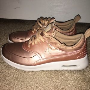 Metallic Rose Gold Nike Women's Airmax Thea SE