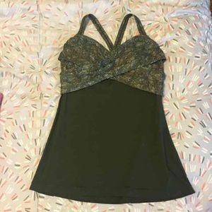 Lululemon tank