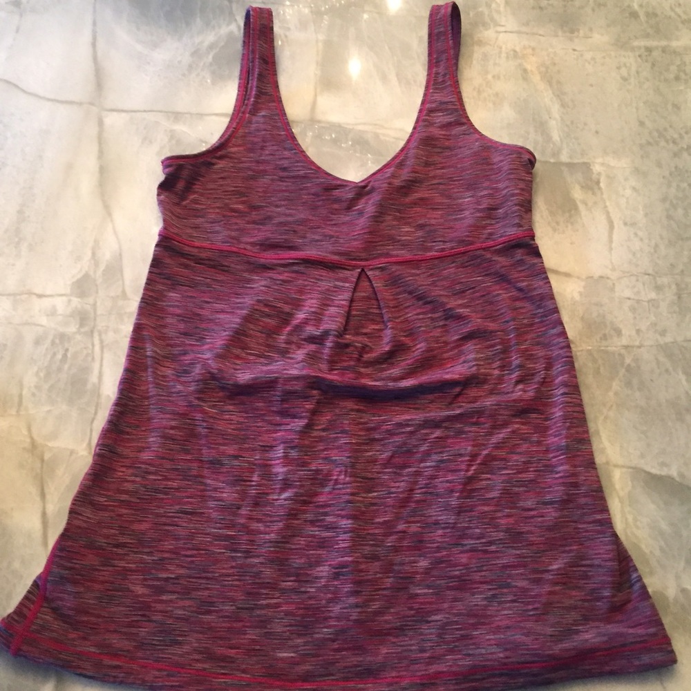 Lucy workout top