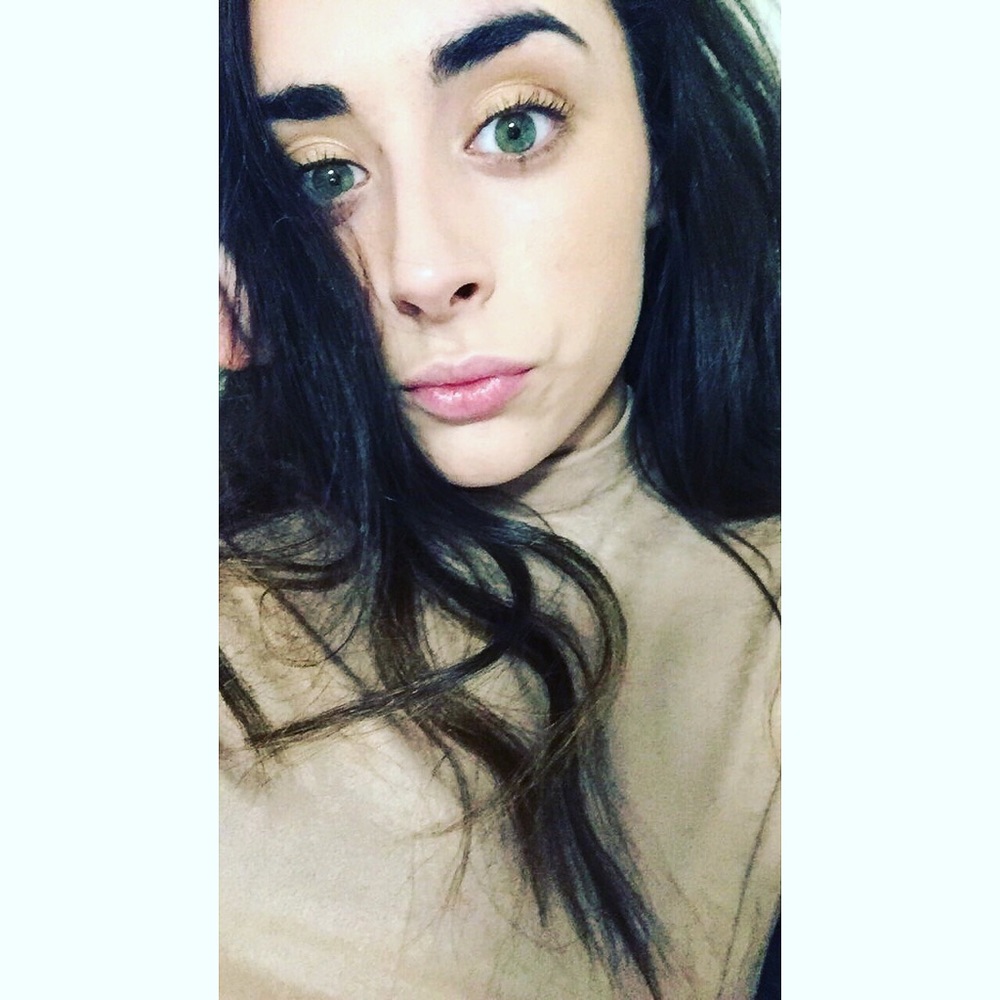 Meet your Posher, Cait