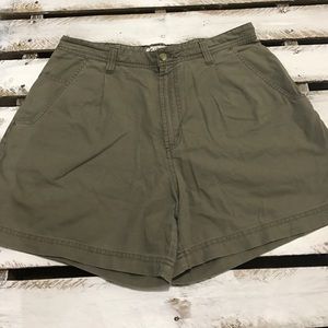 Columbia Cargo Shorts SIZE 14