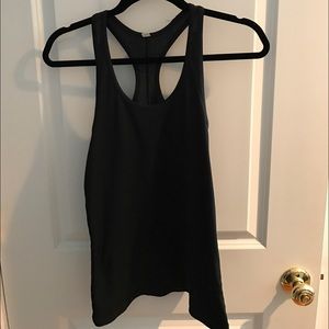 Under Armour Ribbed Tank Top💪🏼👟🏋🏻‍♀️🚴🏼‍♀️