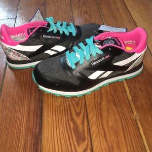 NWT Reebok Sneakers 💕❤