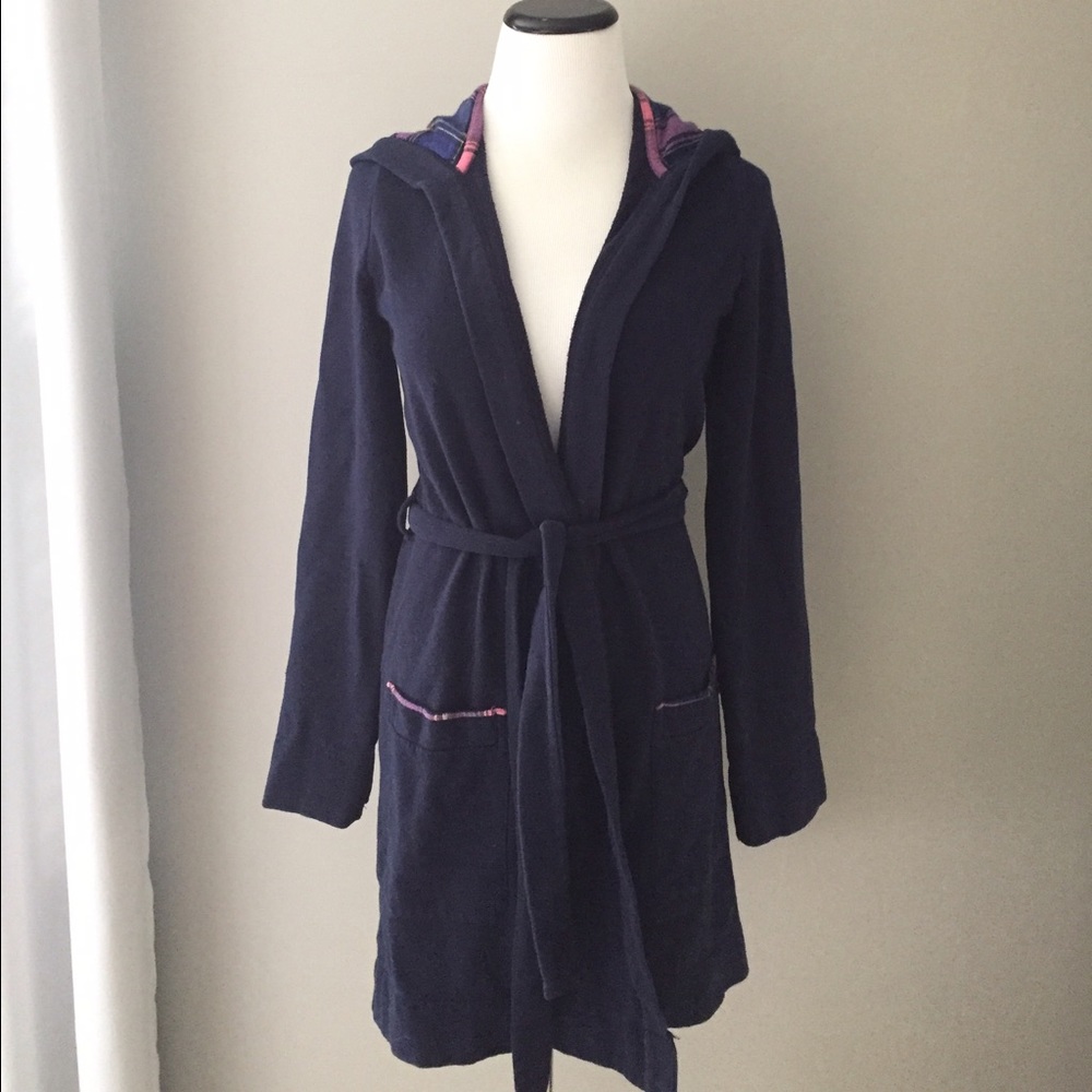 Aerie Robe