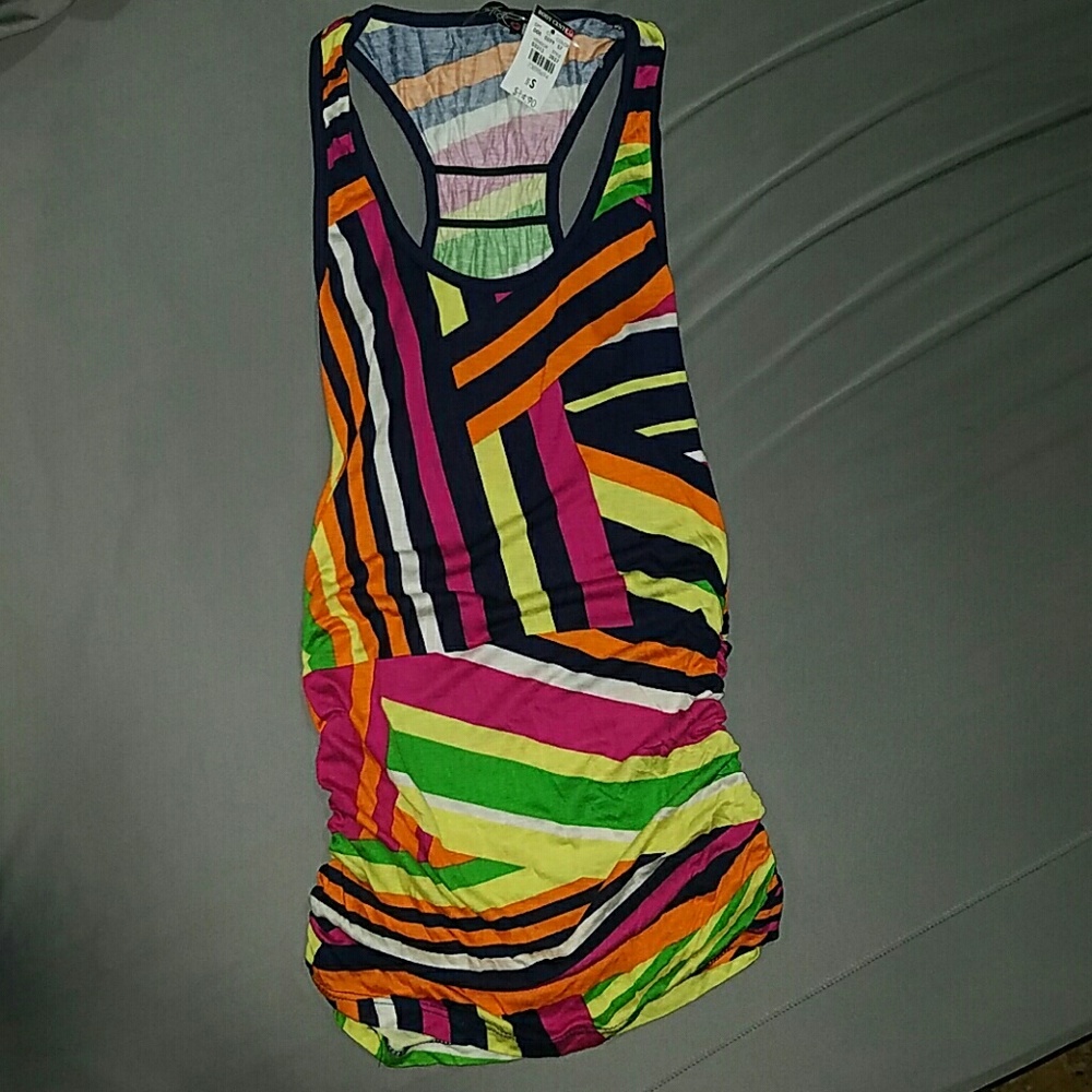 Lipstick ruched tank