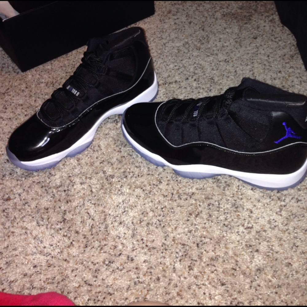 Men's Space Jams Jordan's YES THEY ARE AVAILABLE