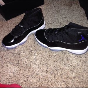 Men's Space Jams Jordan's YES THEY ARE AVAILABLE