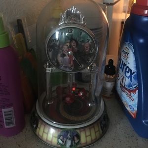 Wizard of oz clock collectable