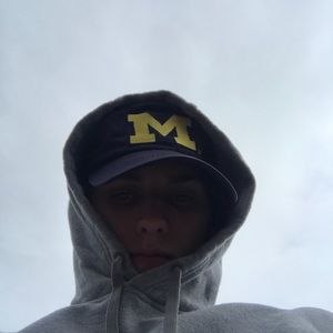 Meet your Posher, Cole