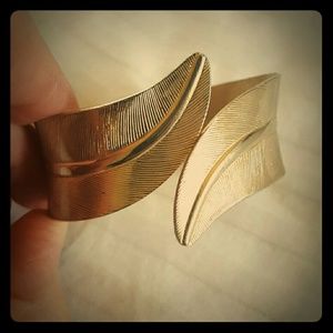 Vintage Style Hinge Bracelet