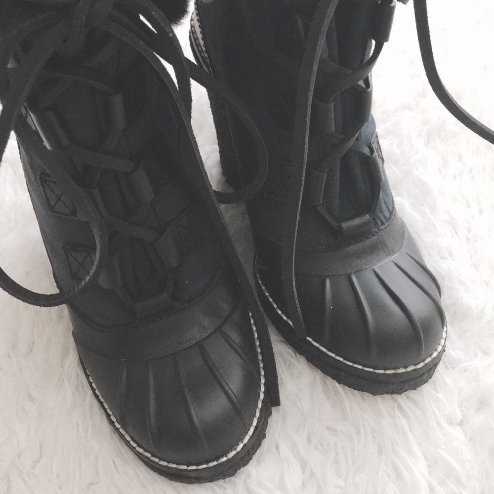 SOLDโ๏ธNWOT Tory Burch Fairfax Canvas Wedge Booties - Picture 4 of 8