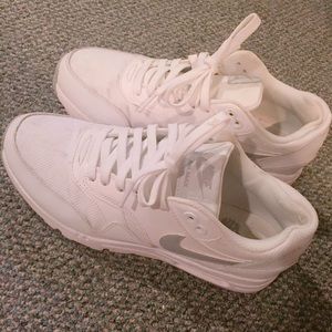 Nike Air Max 1 Ultra Essentials