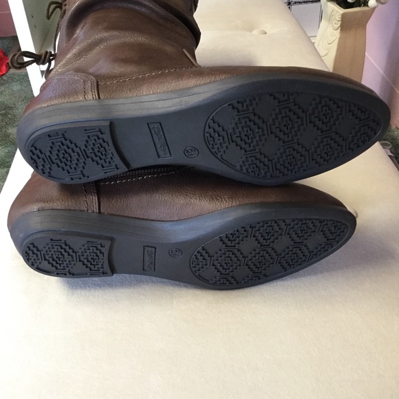 Tall Boots🎈 Last One - Picture 4 of 4