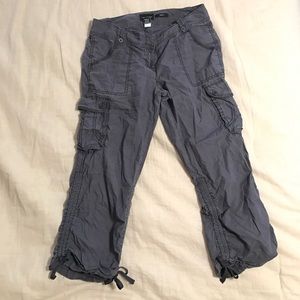Limited cargo capris, navy blue size 6