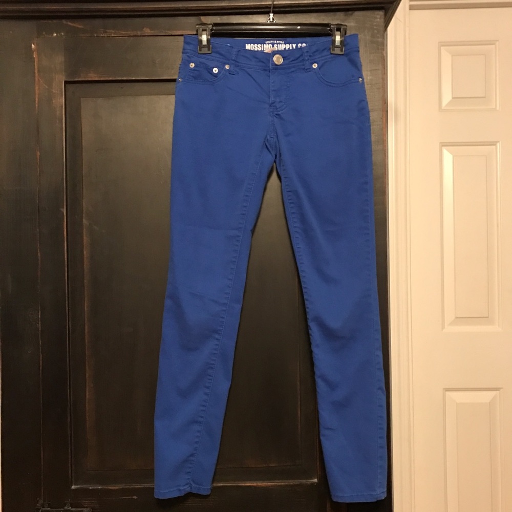 Blue skinny jeans