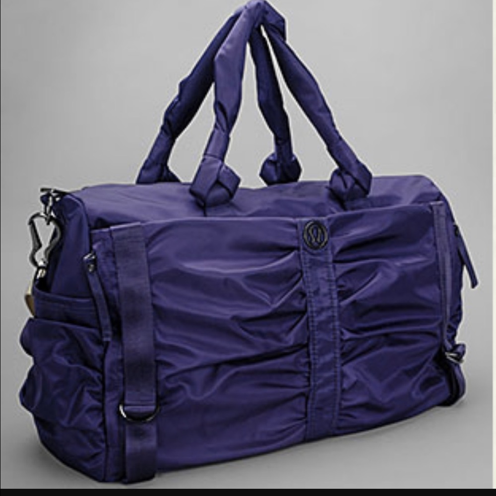 Lululemon gym bag