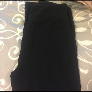 Unicorn Lularoe OS in solid black!