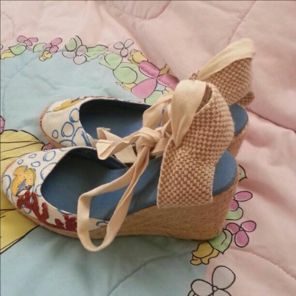 Rare coach shoes - Picture 2 of 3