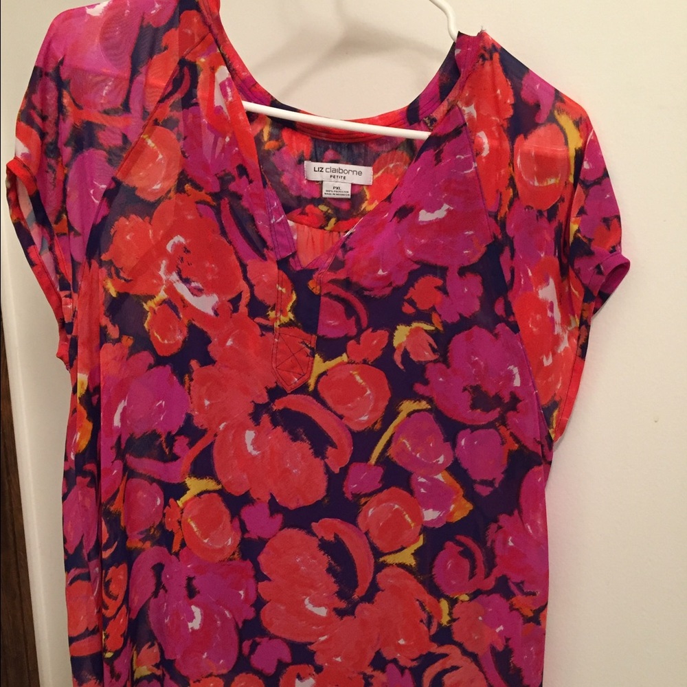 Multicolored top