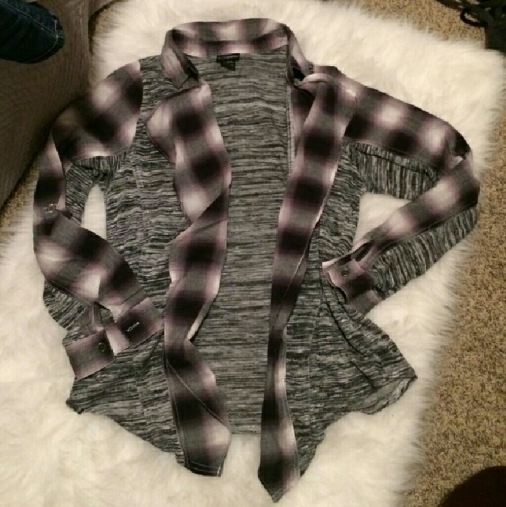 Cute cardigan style layering shirt
