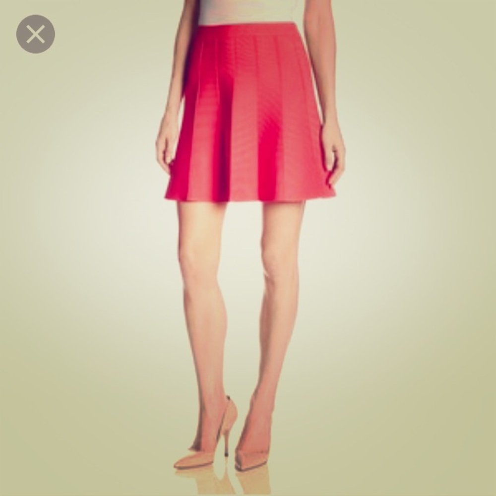 NWOT BCBGMaxazria "Queeny" skirt, Sz Sm, Red