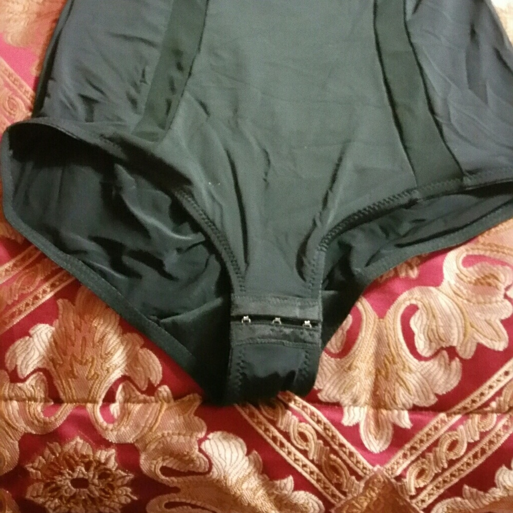 Body suite - Picture 2 of 4