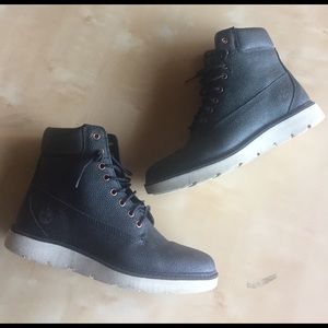 Black Stingray Textured Timbs